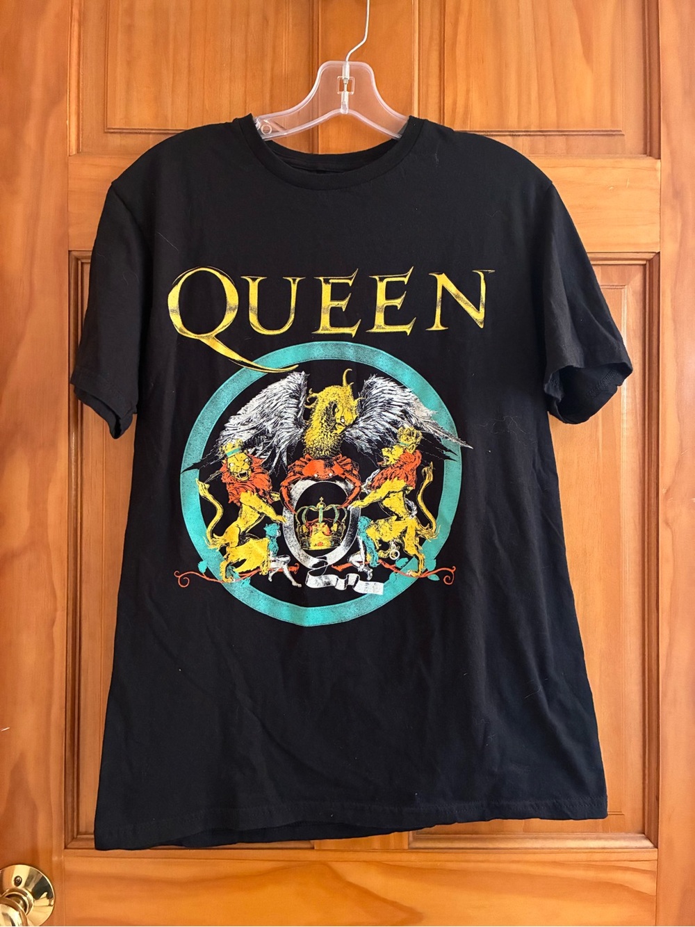 Official Queen Rhapsody Tour 2023 T-Shirt Size M